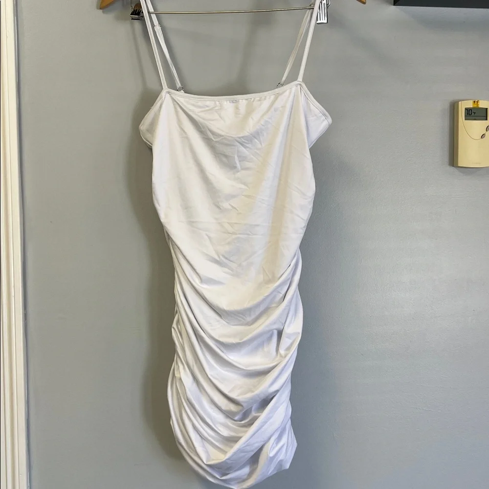 Body-con Ruched Spaghetti Strap White Mini Dress Sz L